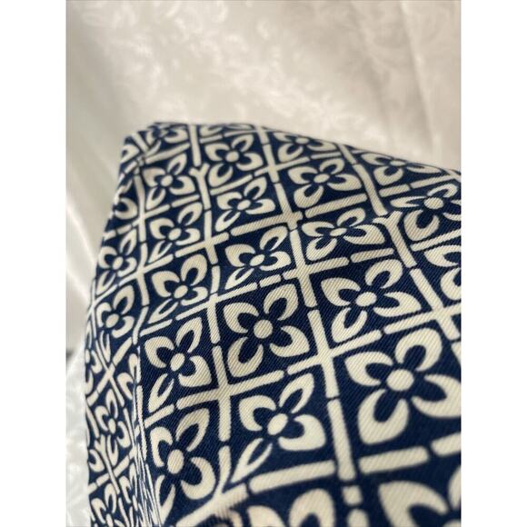 Lilly Pulitzer 2‎ Palm Beach Fit Soft Corduroy Blue Floral Capris Pants - Picture 12 of 12